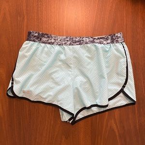 Under Armour running shorts SM